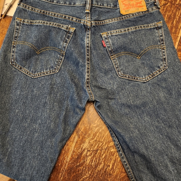 505 Levi's 32 x 36 men's - Picture 4 of 9